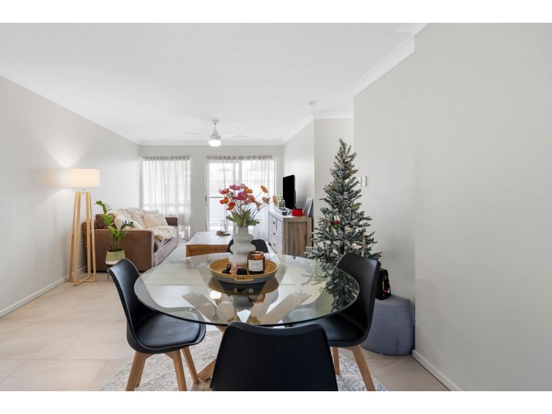 8/7 Shields Street, Redcliffe QLD 4020