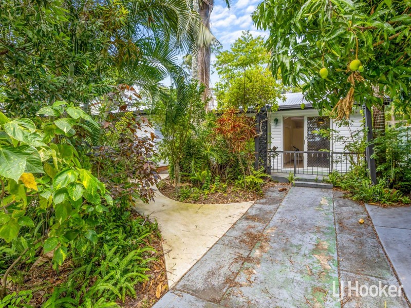 10 Oleander Street, Kippa-ring QLD 4021