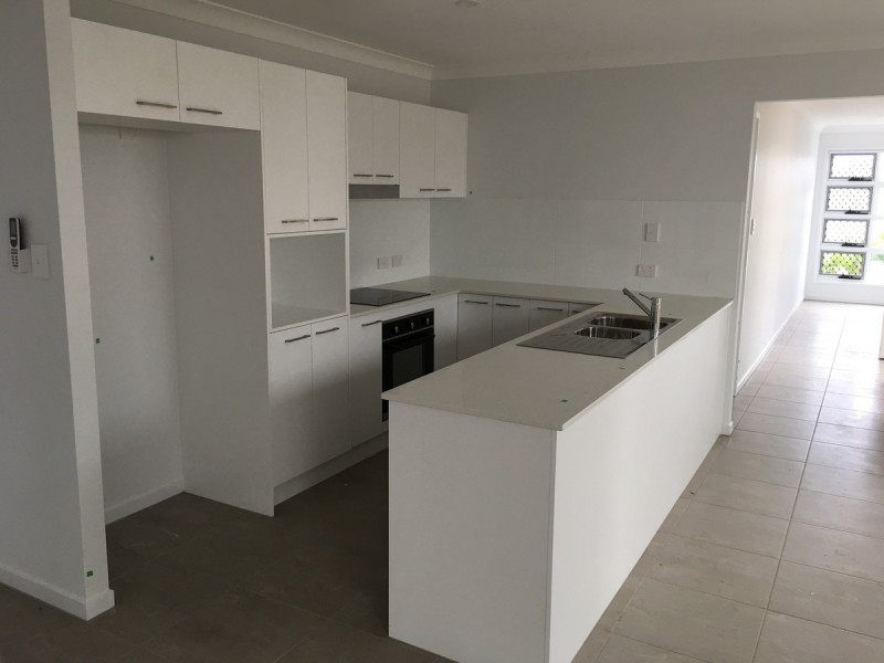 1/67 Jones Street, Rothwell QLD 4022