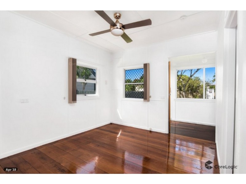 9 Mcaneny Street, Redcliffe QLD 4020