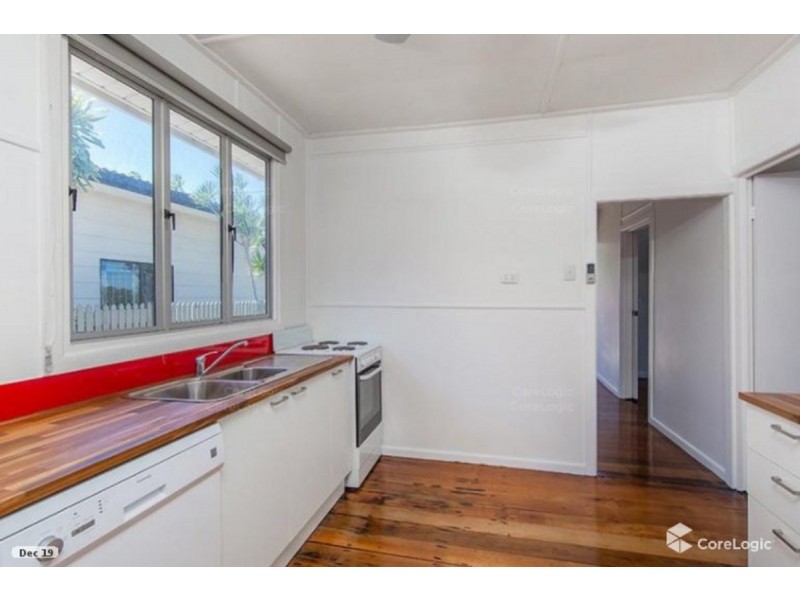 9 Mcaneny Street, Redcliffe QLD 4020