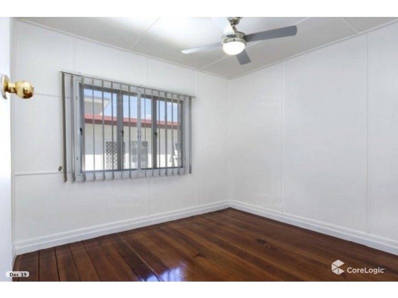 9 Mcaneny Street, Redcliffe QLD 4020