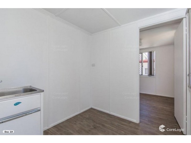 9 Mcaneny Street, Redcliffe QLD 4020