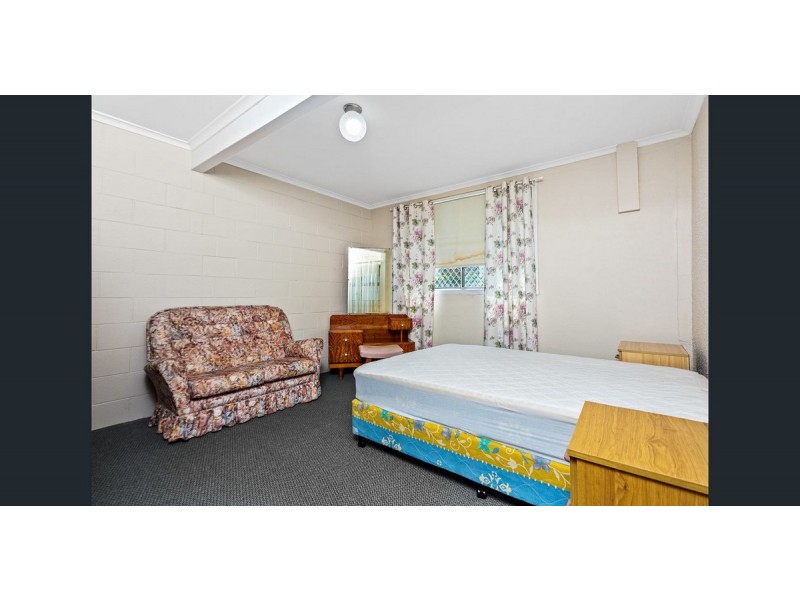 2/13 Annie Street, Woody Point QLD 4019