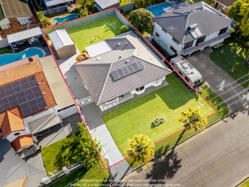7 Beacon Crescent, Newport QLD 4020