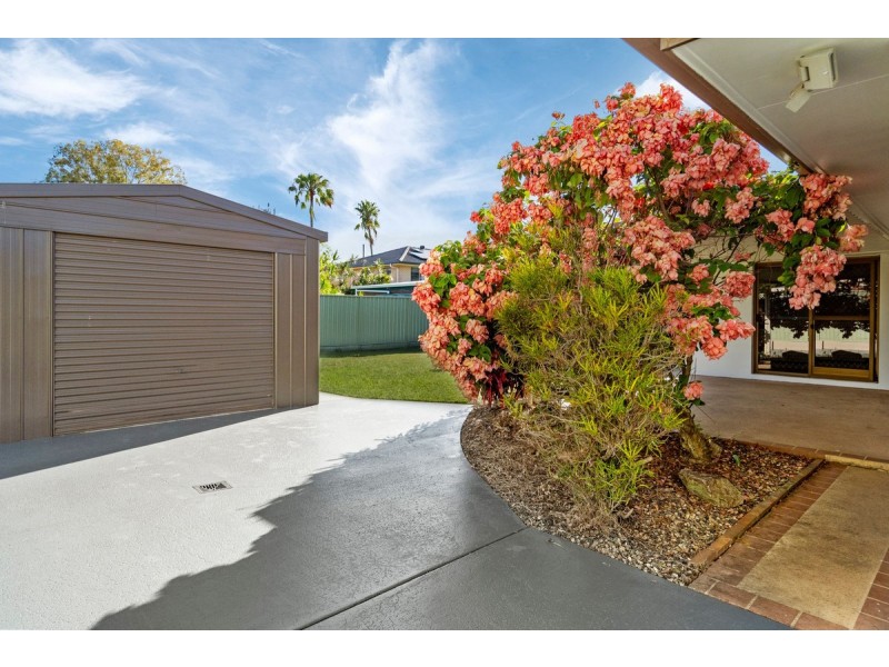 7 Beacon Crescent, Newport QLD 4020