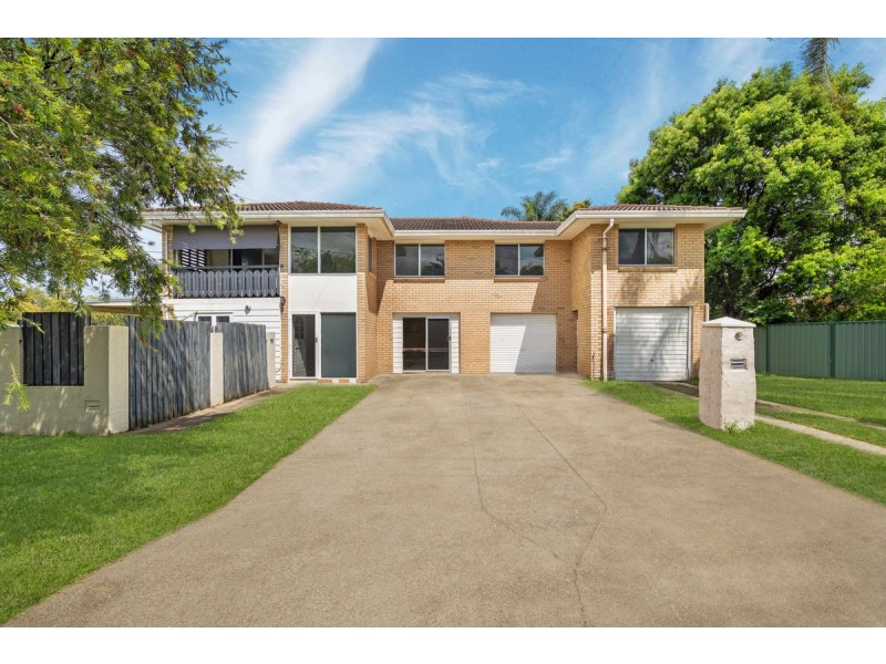 16 Kalimna Drive, Clontarf QLD 4019