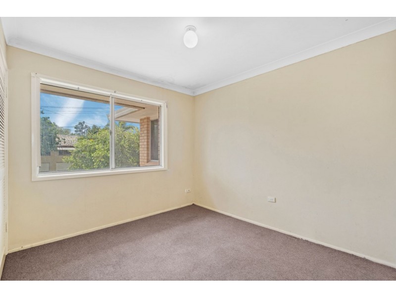 16 Kalimna Drive, Clontarf QLD 4019