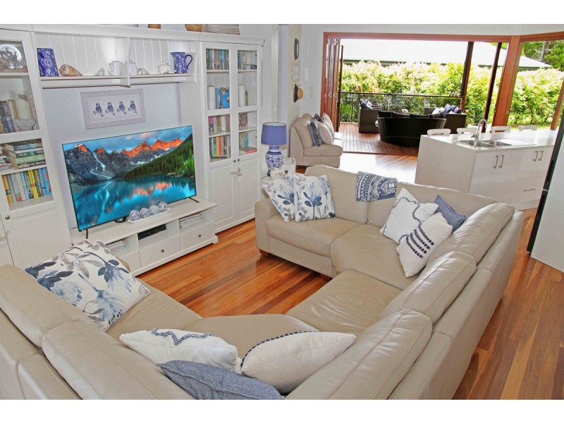 58 Moreton Street, Bulwer QLD 4025