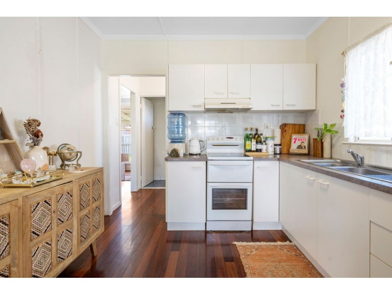 10 Hale Street, Margate QLD 4019