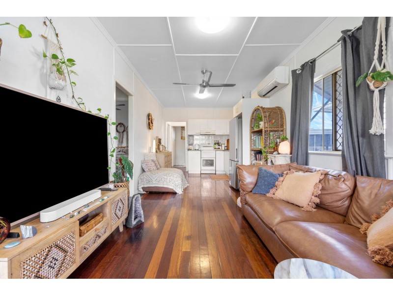 10 Hale Street, Margate QLD 4019