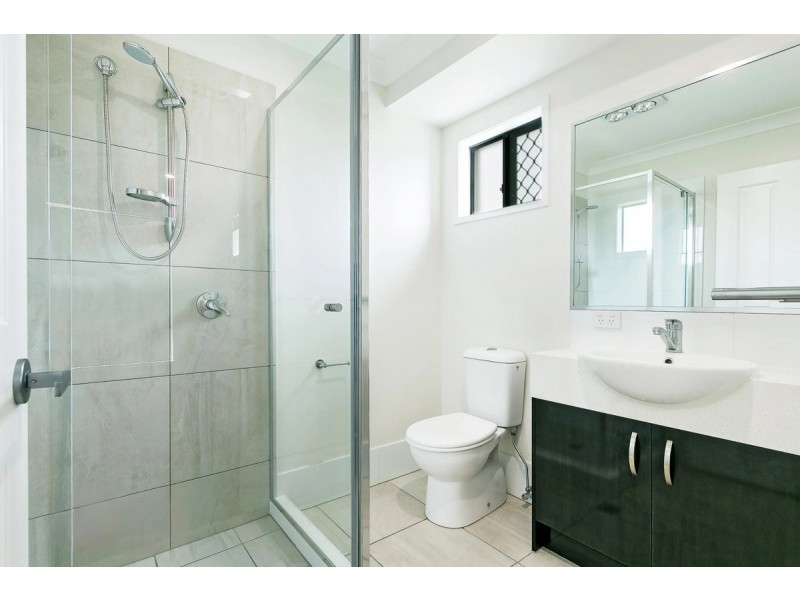 2/12 Weyba Street, Morayfield QLD 4506