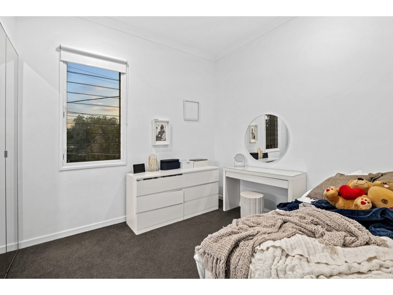 20 Landsborough Avenue, Scarborough QLD 4020