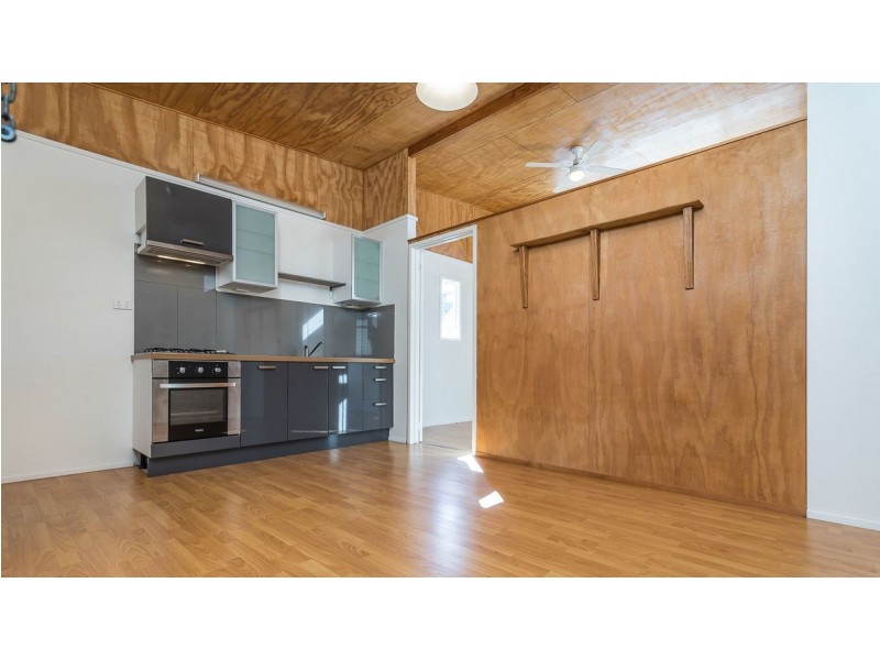 14 Michel Road, Scarborough QLD 4020