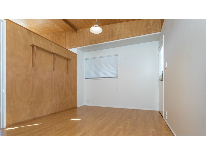 14 Michel Road, Scarborough QLD 4020