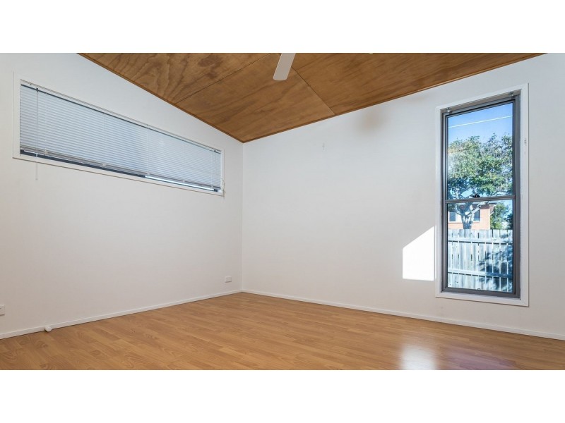 14 Michel Road, Scarborough QLD 4020