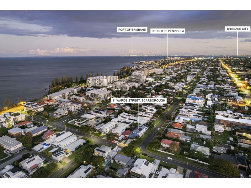 11 Warde Street, Scarborough QLD 4020