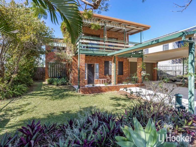 86 Seaville Avenue, Scarborough QLD 4020