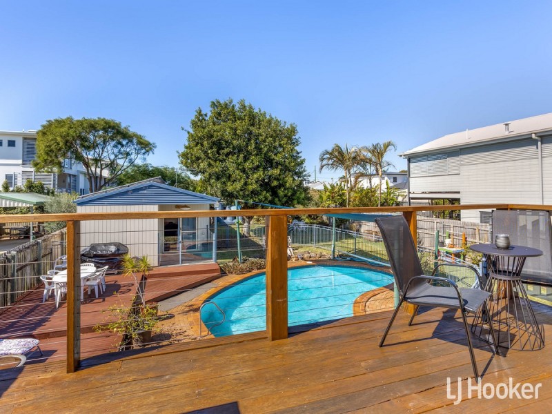 86 Seaville Avenue, Scarborough QLD 4020