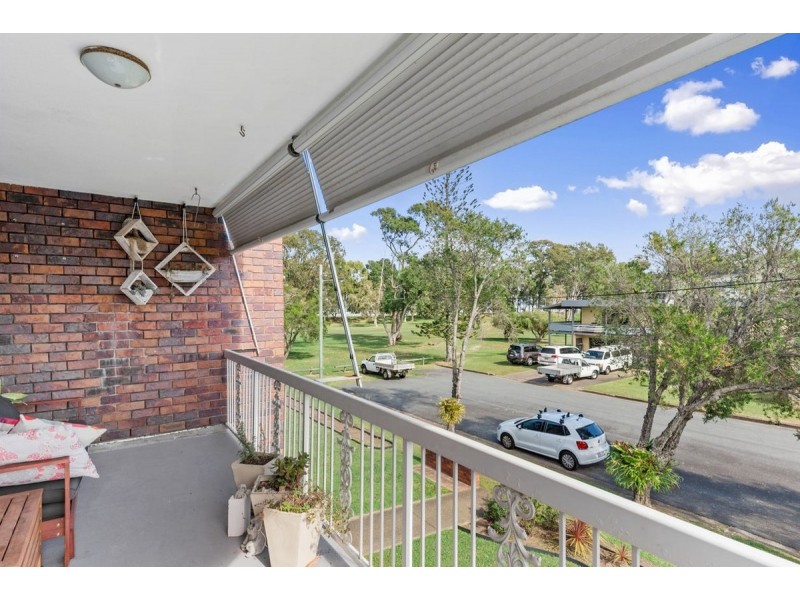 4/2A View Street, Woody Point QLD 4019