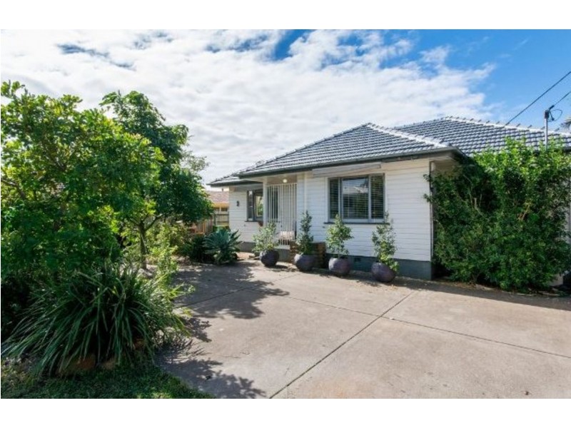 3 Lancaster Avenue, Redcliffe QLD 4020