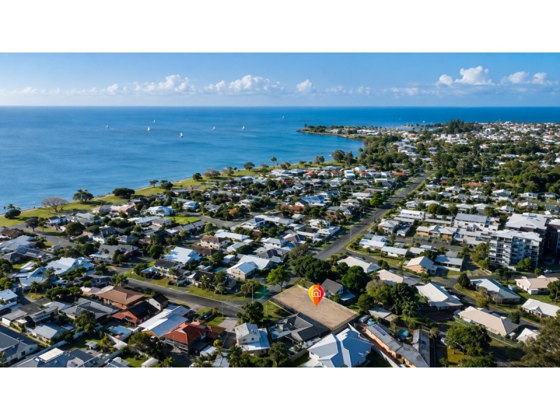 14 Oyster Point Esplanade, Newport QLD 4020