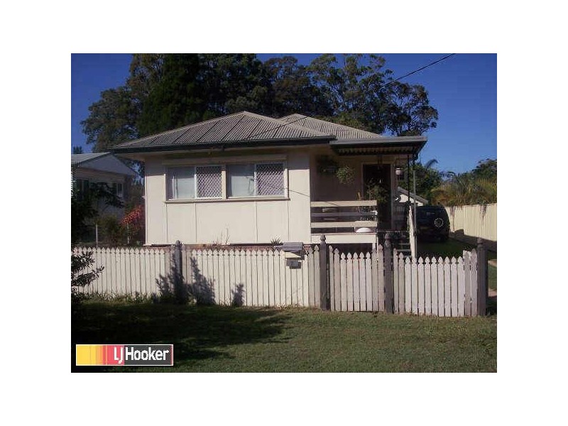 7 Wharf Street, Woody Point QLD 4019