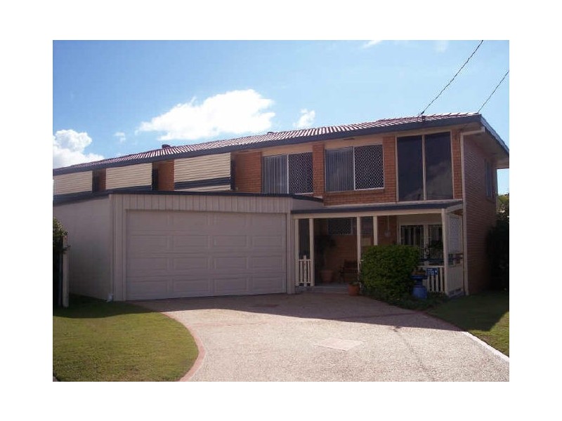 4 Farsley Court, Kippa-ring QLD 4021