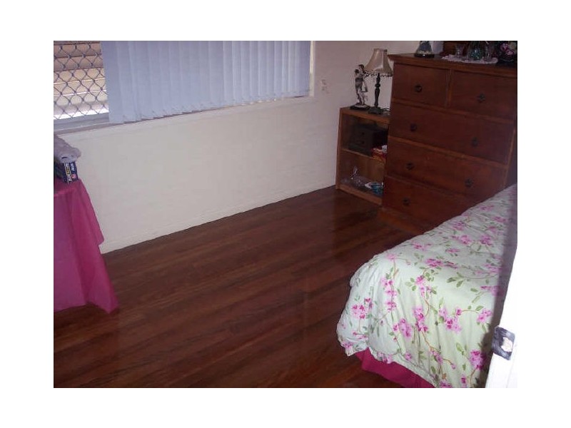 4 Farsley Court, Kippa-ring QLD 4021