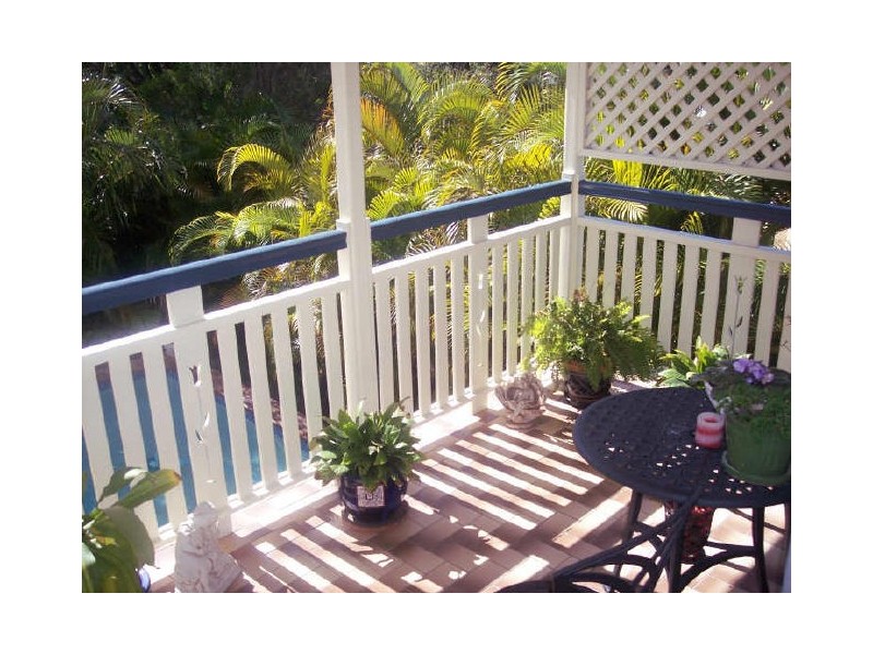 4 Farsley Court, Kippa-ring QLD 4021