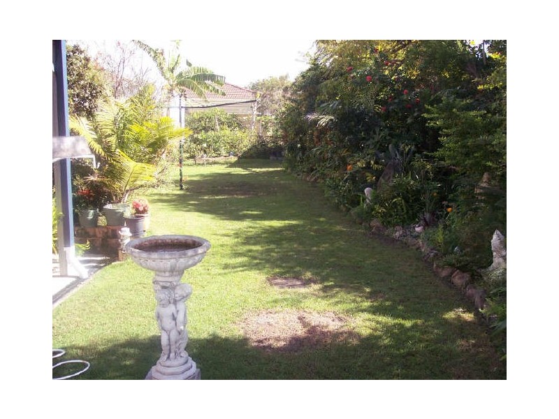 4 Farsley Court, Kippa-ring QLD 4021