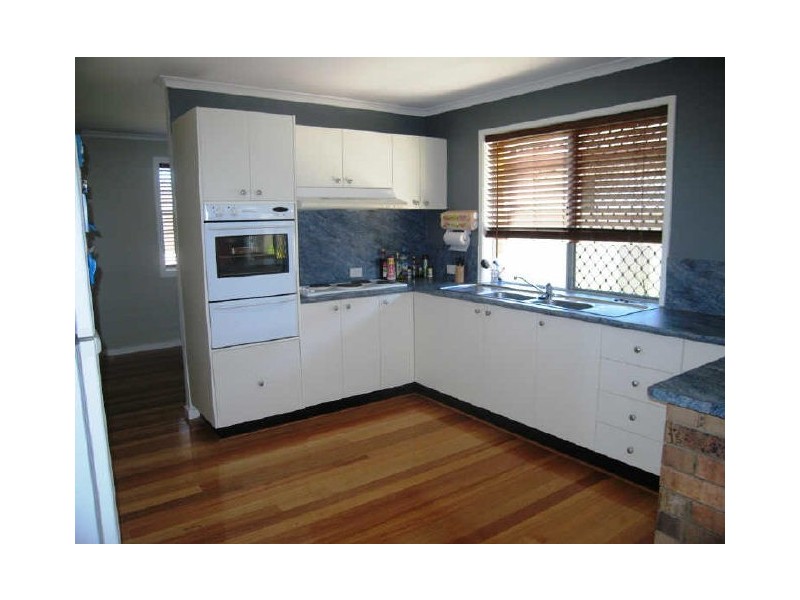 15 Daniel Court, Scarborough QLD 4020