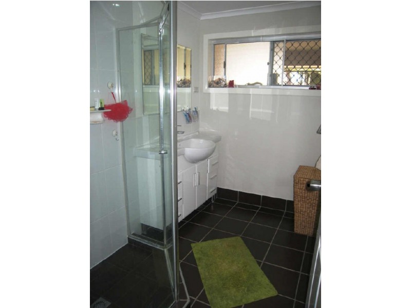 15 Daniel Court, Scarborough QLD 4020