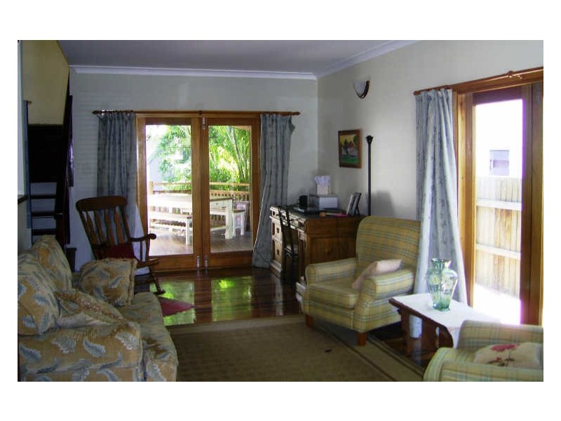20 Bell Street, Woody Point QLD 4019