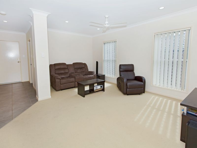 Rothwell QLD 4022