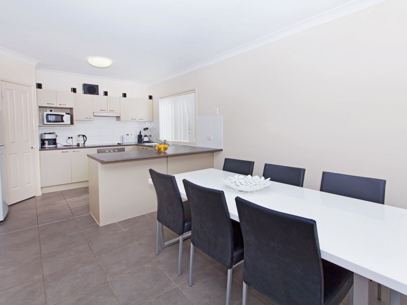 Rothwell QLD 4022