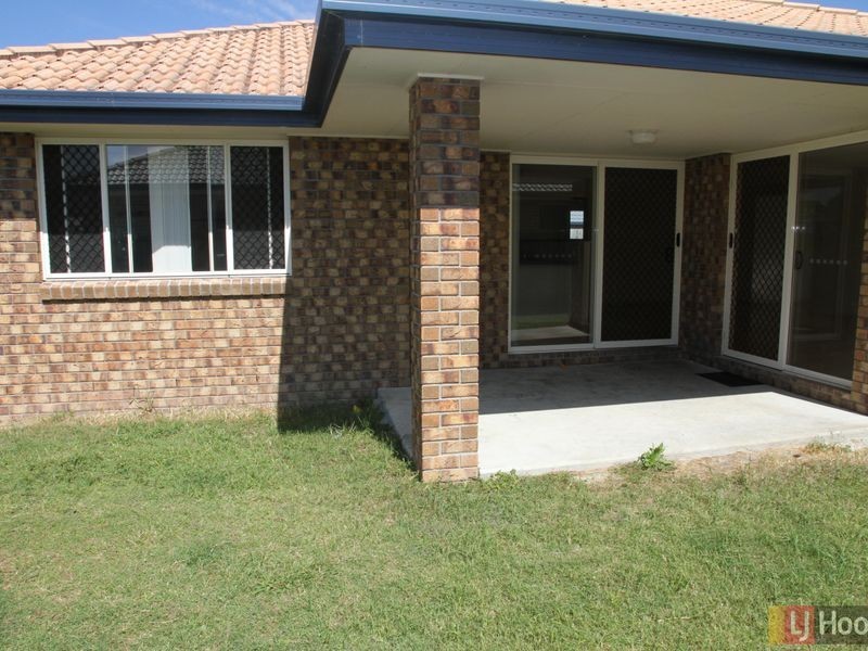 Rothwell QLD 4022