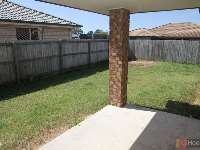 Rothwell QLD 4022