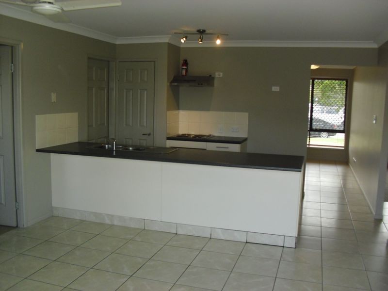 Rothwell QLD 4022