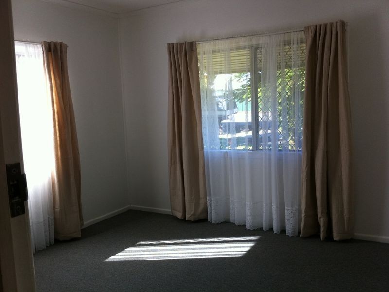 143 Oxley Avenue, Woody Point QLD 4019