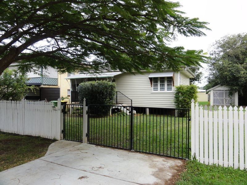 45 McLennan Street, Woody Point QLD 4019