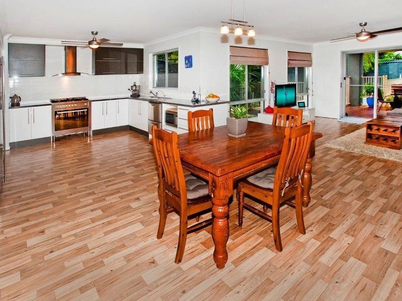 6 Osborne Terrace, Deception Bay QLD 4508