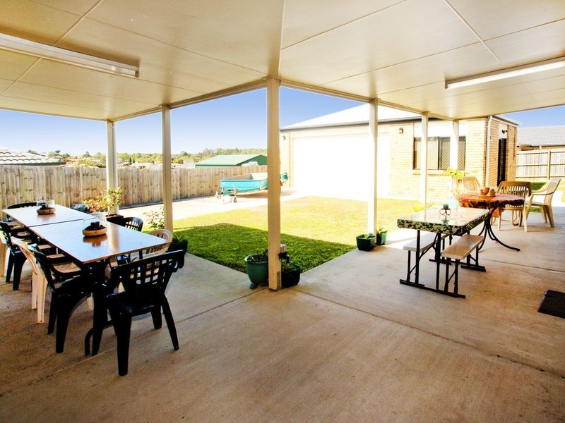 96 Mariner Boulevard, Deception Bay QLD 4508