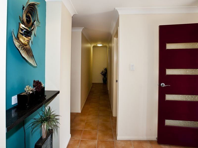 96 Mariner Boulevard, Deception Bay QLD 4508