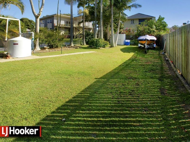 94 Duffield RD, Margate QLD 4019