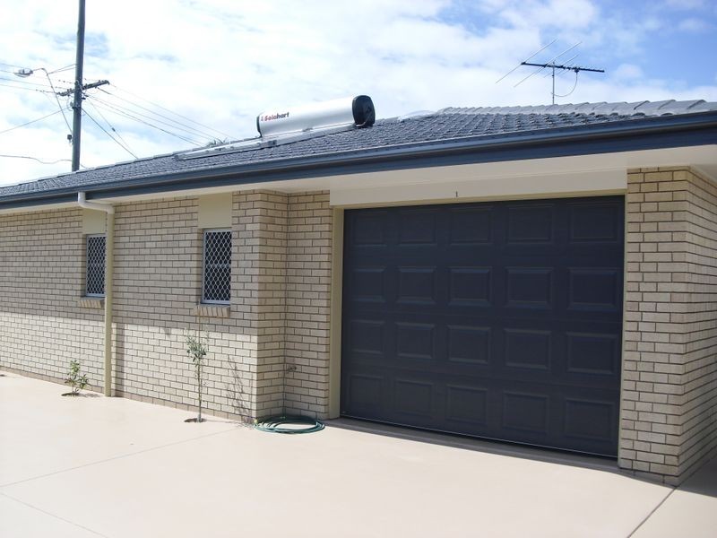 1/3 Landsborough Avenue, Scarborough QLD 4020