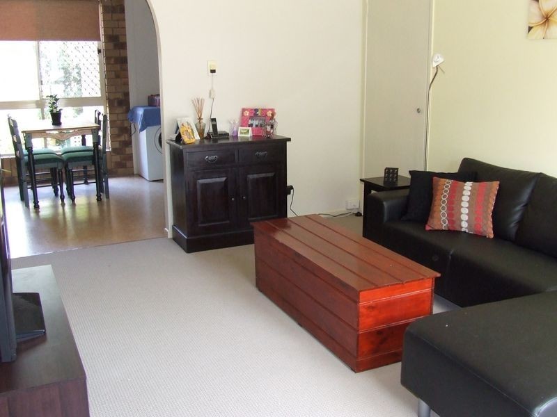 2/10 Seaview Parade, Deception Bay QLD 4508