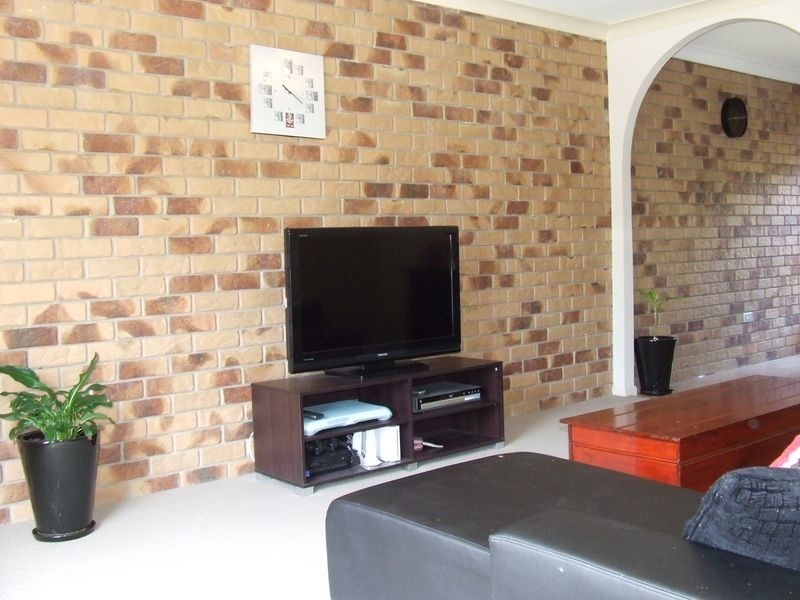 2/10 Seaview Parade, Deception Bay QLD 4508