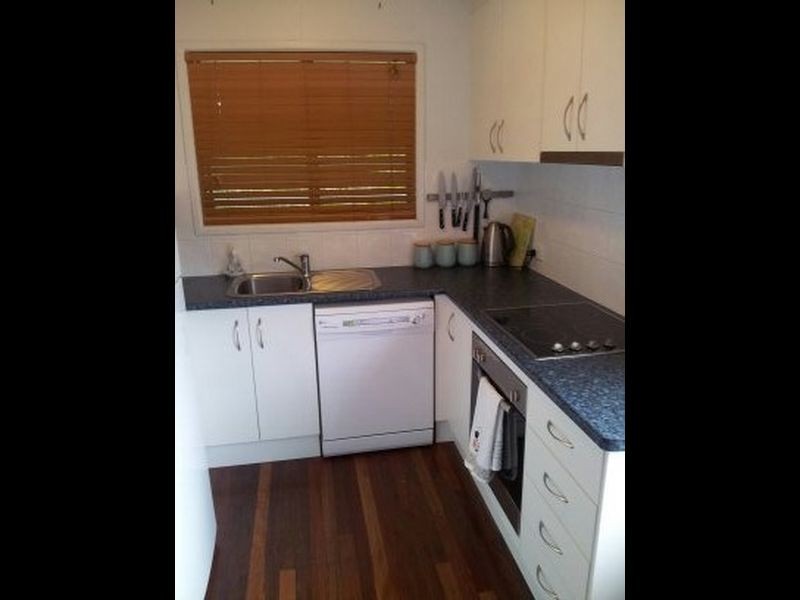 92 Sportsground Street, Redcliffe QLD 4020