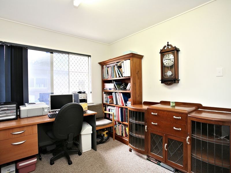 40 Essey Street, Clontarf QLD 4019
